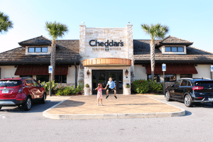 Why your family should eat at Cheddar's scratch kitchen