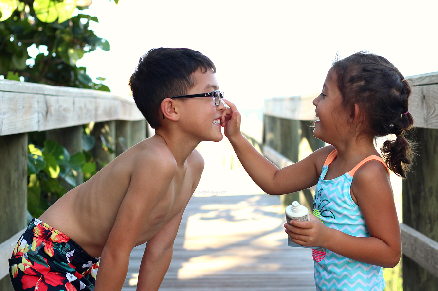 Tips to get kids to wear sunscreen
