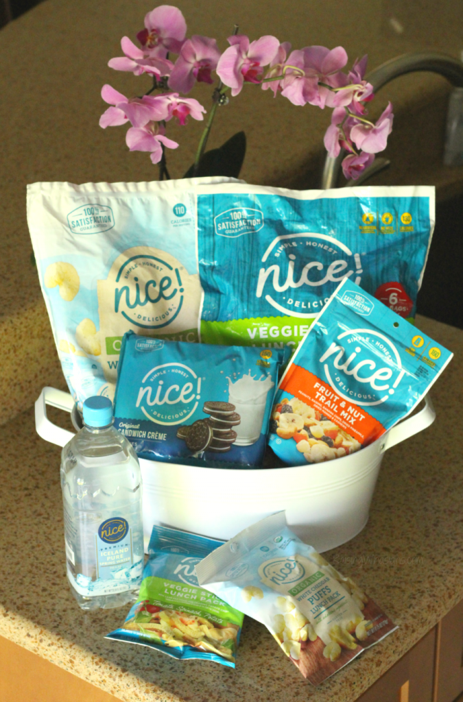 Walgreens nice snacks Free kindergarten printable - Kindergarten Tips for Parents + FREE Checklist Printable | Best tips to get your child ready for the school year + checklist & emergency contact printables - Prepare for Kindergarten with this free printable and tips for moms from a new kindergarten mom. #Kindergarten #BacktoSchool #FreePrintable