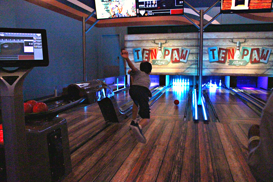 Great wolf lodge bowling for kids Great wolf lodge bowling for kids