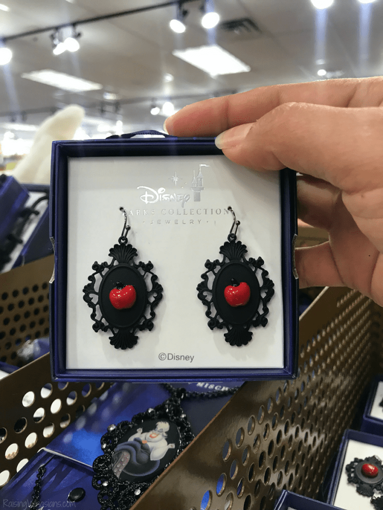 Disney outlet tips
