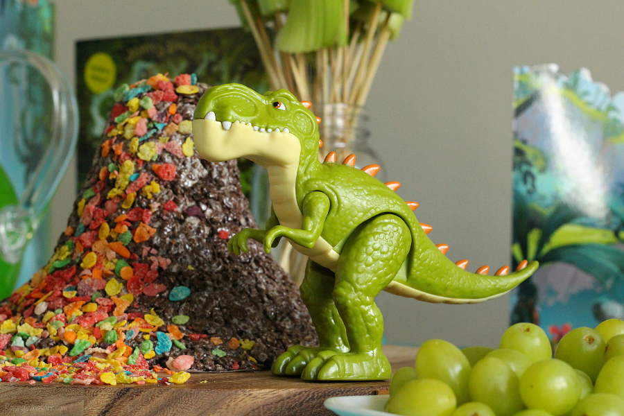 Gigantosaurus play date Gigantosaurus play date