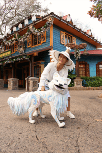 Animal kingdom holiday puppets