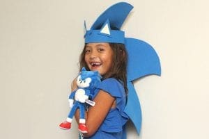 DIY sonic the hedgehog party hat