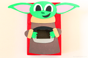 Baby Yoda valentine box