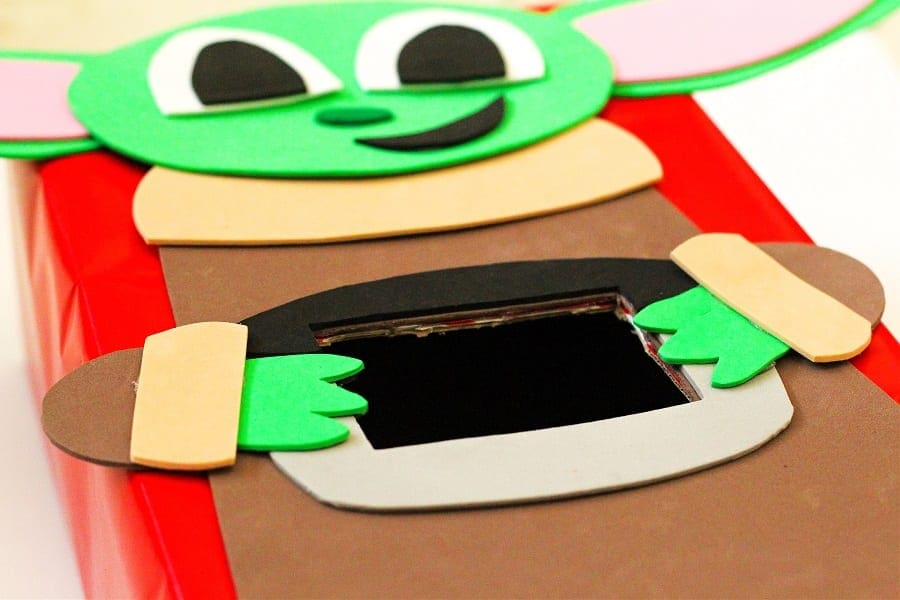 How to make baby Yoda valentine box How to make baby Yoda valentine box